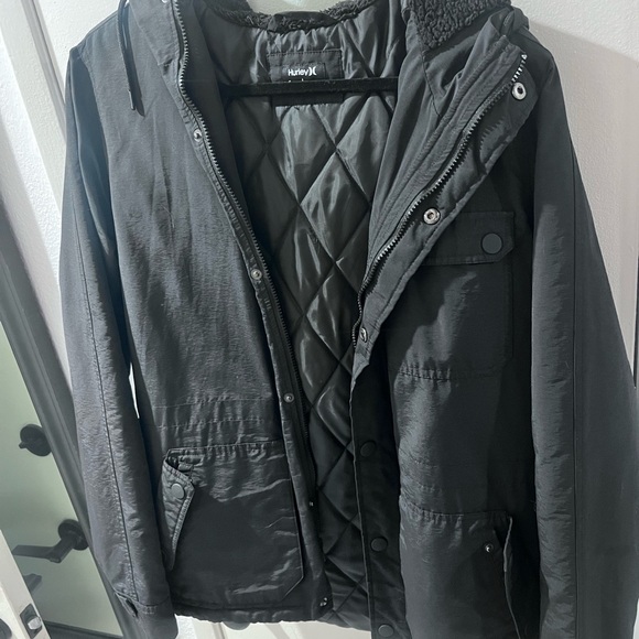 Hurley Men's Black Slammer Puffer Jacket Winter Size Large EUC Winter Warm - Picture 6 of 14